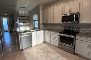 7763 Yale Harbor Dr, Wesley Chapel, FL 33545 - Photo 3