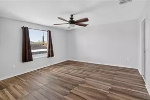 10919 Rainbow Pyrite Dr, Wimauma, FL 33598 - Photo 23
