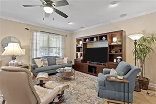 225 49th Ave N, Saint Petersburg, FL 33703 - Photo 9