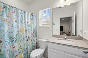 6320 Goldcoast Ave, Apollo Beach, FL 33572 - Photo 13