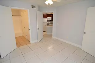 8709 Fancy Finch Dr, Tampa, FL 33614 - Photo 39