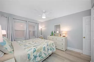 19450 Gulf Blvd, Indian Shores, FL 33785 - Photo 23