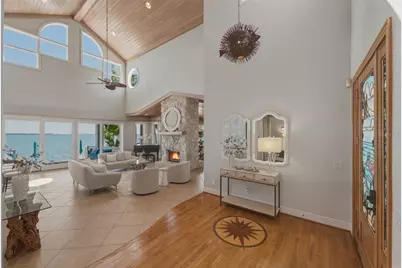 102 8th Street E, Tierra Verde, FL 33715 - Photo 7