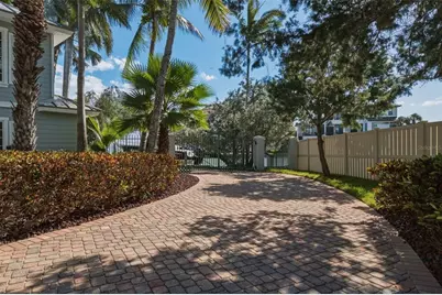 102 8th Street E, Tierra Verde, FL 33715 - Photo 53