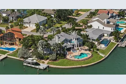 102 8th Street E, Tierra Verde, FL 33715 - Photo 3