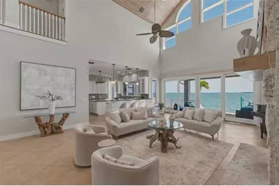 102 8th Street E, Tierra Verde, FL 33715 - Photo 5