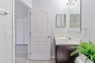 4441 Ashburn Square Dr, Tampa, FL 33610 - Photo 17