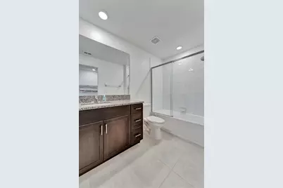 4547 Tuscan Loon Drive, Tampa, FL 33619 - Photo 21