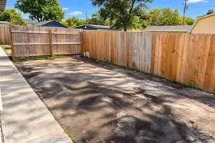 3901 Kimball Ave, Tampa, FL 33614 - Photo 29