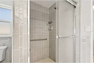 11975 7th Street E, Treasure Island, FL 33706 - Photo 41