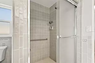 11975 7th St E, Treasure Island, FL 33706 - Photo 41