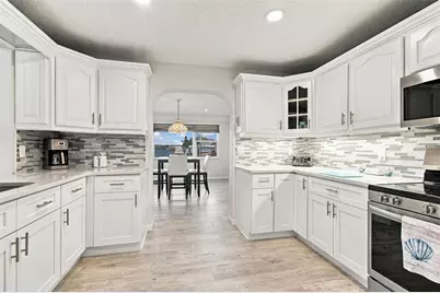 11975 7th Street E, Treasure Island, FL 33706 - Photo 29
