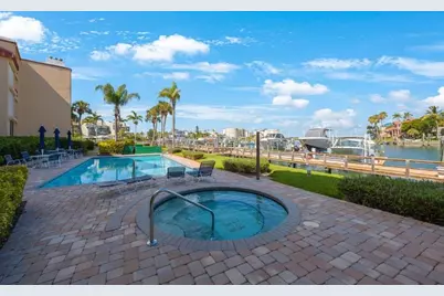 1060 Pinellas Bayway S #103, Saint Petersburg, FL 33715 - Photo 13
