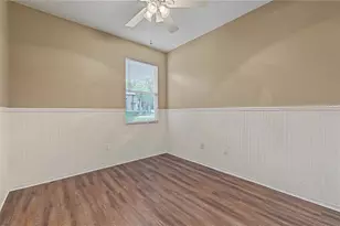 8417 Fenwick Ave, Tampa, FL 33647 - Photo 35