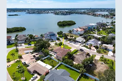 121 7th Street, Belleair Beach, FL 33786 - Photo 31