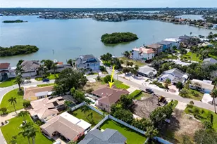 121 7th St, Belleair Beach, FL 33786 - Photo 31