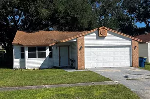 1890 Feather Tree Cir, Clearwater, FL 33765 - Photo 1
