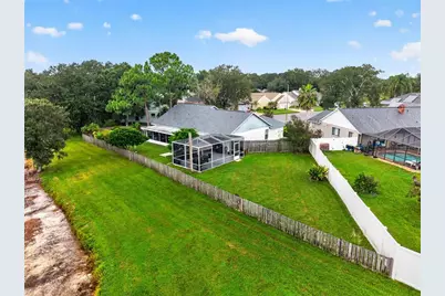18301 Big Pond Way, Tampa, FL 33647 - Photo 37
