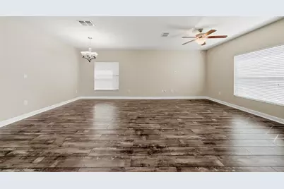 10147 Newminster Loop, Ruskin, FL 33573 - Photo 9