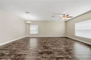 10147 Newminster Loop, Ruskin, FL 33573 - Photo 9