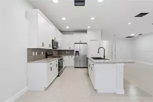 8201 Cypress Breeze Way, Tampa, FL 33647 - Photo 11