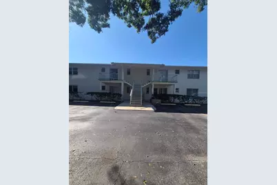 8301 Bardmoor Boulevard #209, Seminole, FL 33777 - Photo 9