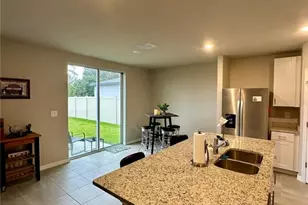 3910 Radiant Mountain Dr, Plant City, FL 33565 - Photo 15