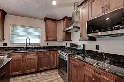 1709 Scotch Pine Drive, Brandon, FL 33511 - Photo 7