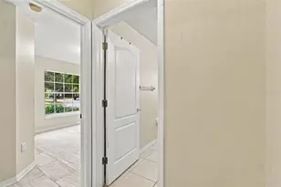 16207 Ashley Park Pl, Tampa, FL 33647 - Photo 7