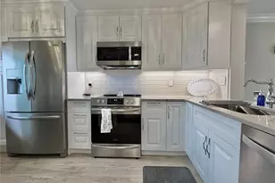 1250 Gulf Blvd, Clearwater Beach, FL 33767 - Photo 9