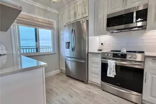1250 Gulf Blvd, Clearwater Beach, FL 33767 - Photo 7