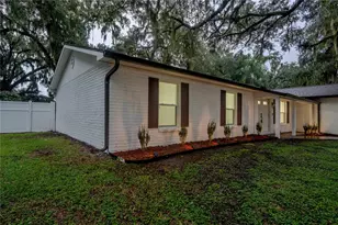611 Rooks Rd, Seffner, FL 33584 - Photo 3