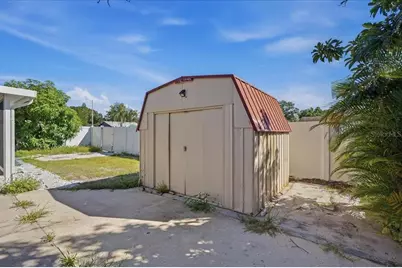 7603 Woodland Oaks Court, Tampa, FL 33615 - Photo 31