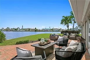 11625 6th St E, Treasure Island, FL 33706 - Photo 27