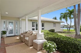 11625 6th St E, Treasure Island, FL 33706 - Photo 3