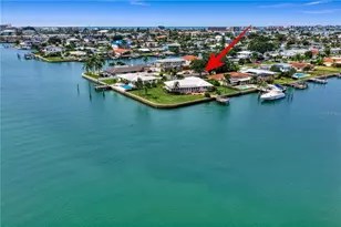 11625 6th St E, Treasure Island, FL 33706 - Photo 1
