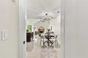 15113 Alexis Dr, Tampa, FL 33624 - Photo 19