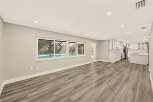 1595 Oak Ln, Clearwater, FL 33764 - Photo 13