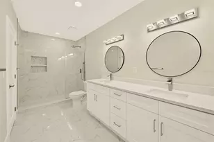 1595 Oak Ln, Clearwater, FL 33764 - Photo 19