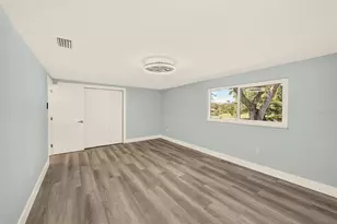 1595 Oak Ln, Clearwater, FL 33764 - Photo 35