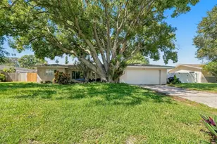 1356 Woodcrest Ave, Clearwater, FL 33756 - Photo 5