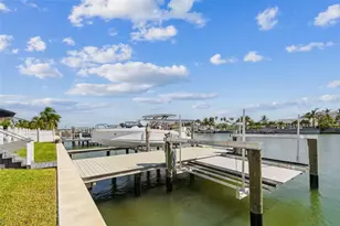 320 Belle Isle Ave, Belleair Beach, FL 33786 - Photo 61