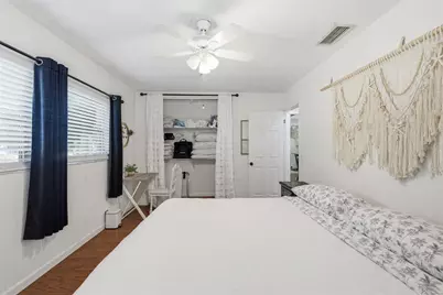 2039 Pine Ridge Drive, Clearwater, FL 33763 - Photo 21