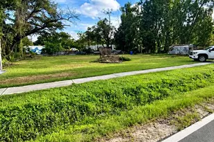8515 Nundy Ave, Gibsonton, FL 33534 - Photo 1