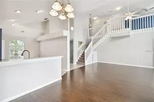 7332 Newhall Pass Ln, Wesley Chapel, FL 33545 - Photo 9