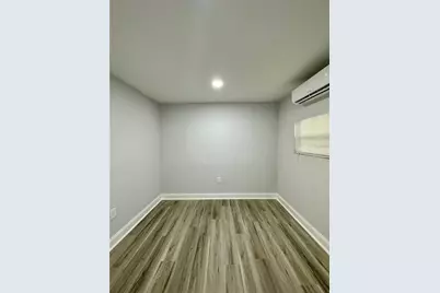 1021 E Cayuga Street, Tampa, FL 33603 - Photo 31