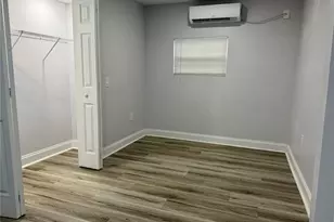 1021 E Cayuga St, Tampa, FL 33603 - Photo 27