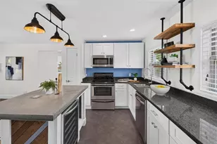 3312 Melton St N, Saint Petersburg, FL 33704 - Photo 5