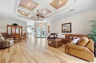 12220 Woodlands Cir, Dade City, FL 33525 - Photo 17