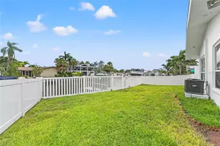 4000 14th Way NE, Saint Petersburg, FL 33703 - Photo 15